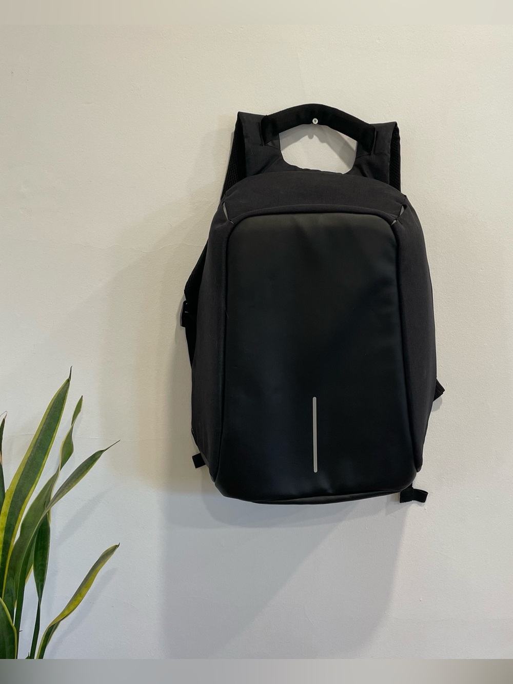 XD Design Bobby Hero Regular Anti-Theft Backpack